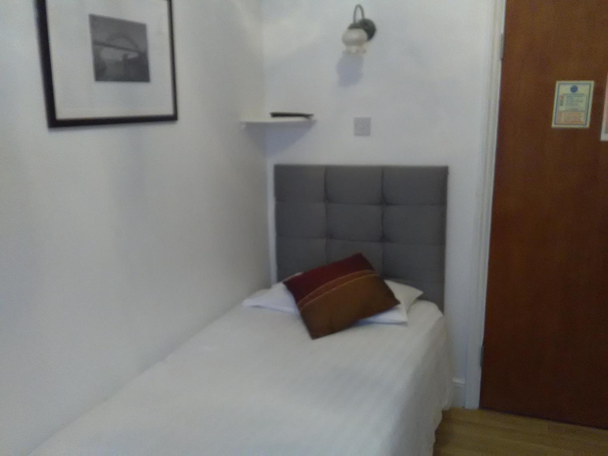 Clifton Hotel Newcastle Phòng bức ảnh