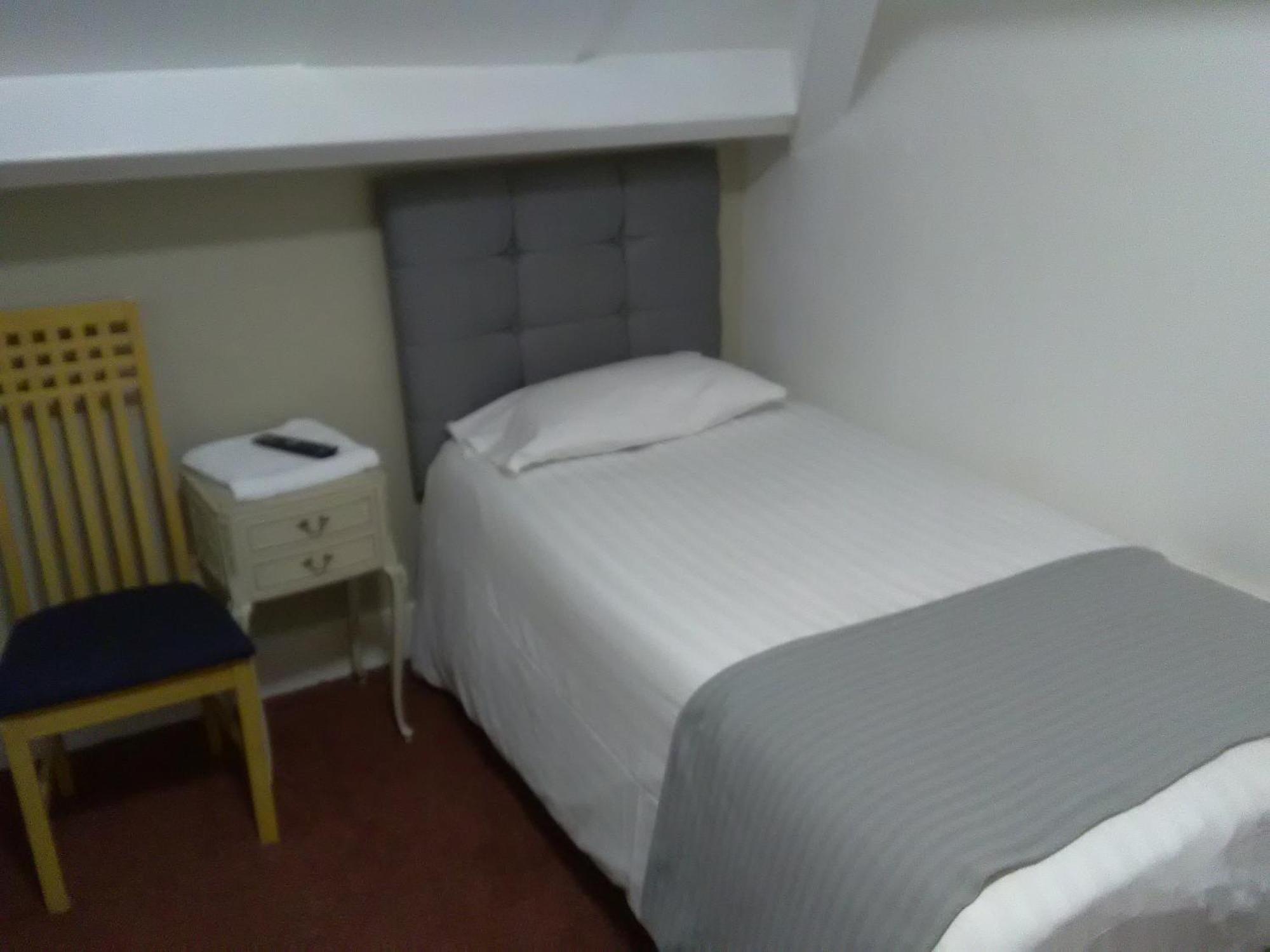 Clifton Hotel Newcastle Phòng bức ảnh
