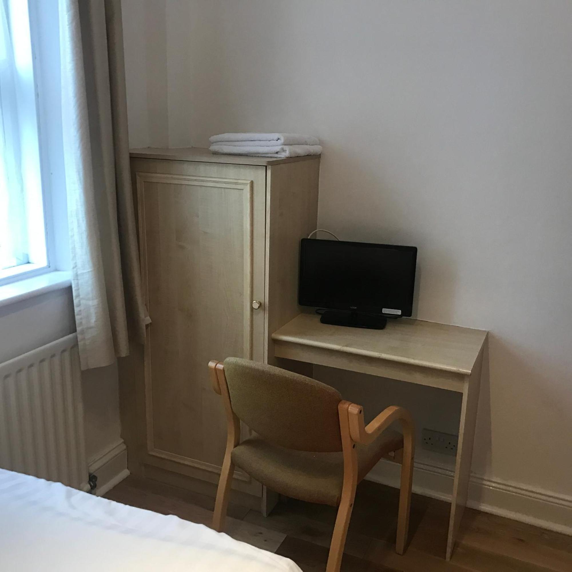 Clifton Hotel Newcastle Phòng bức ảnh